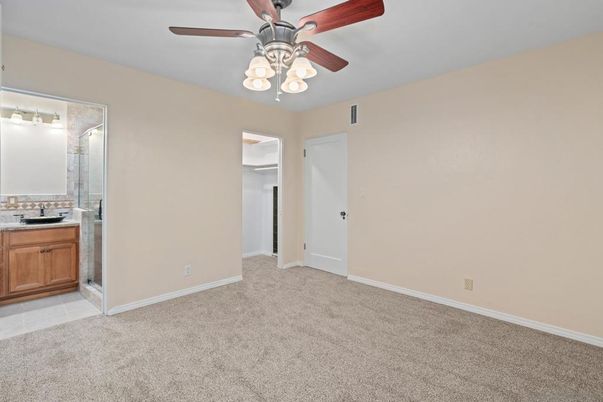 Bathroom, Empty room, Interior