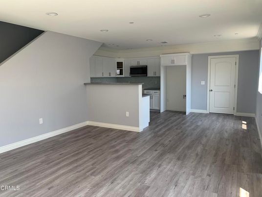 Empty room, Interior, Kitchen, Recessed Lighting, Wood Texture Flooring