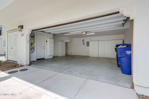 Garage, Interior