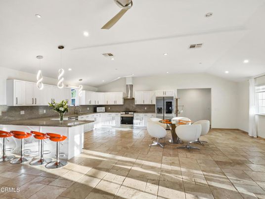 Dining room, Interior, Kitchen, Pendant Lights, Recessed Lighting, Stainless Steel Appliances