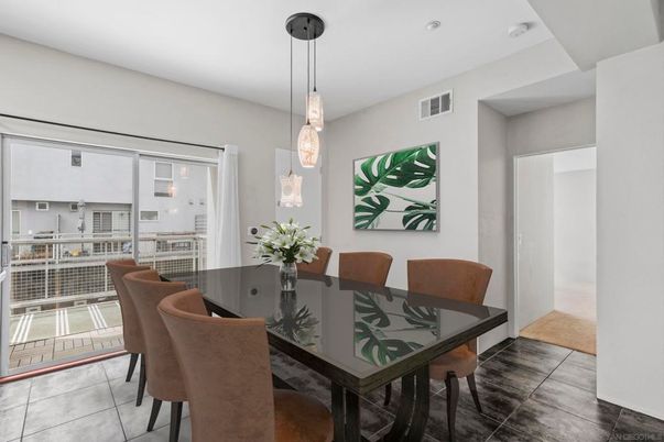 Dining room, Interior, Pendant Lights