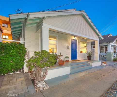 Exterior, Facade, American Craftsman