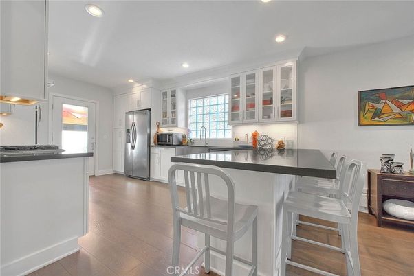 Dining room, Interior, Kitchen, Recessed Lighting, Wood Texture Flooring