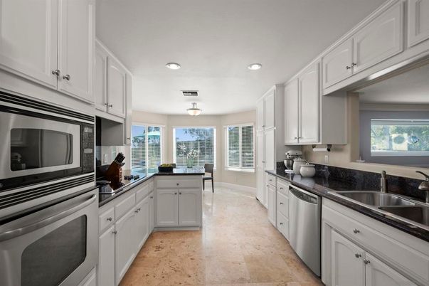 Dining room, Interior, Kitchen, Recessed Lighting, Stainless Steel Appliances