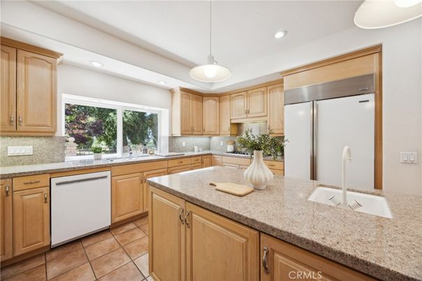 Interior, Kitchen, Pendant Lights, Recessed Lighting