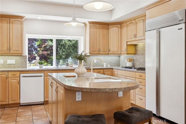 Interior, Kitchen, Pendant Lights, Recessed Lighting