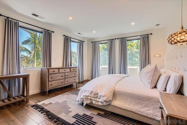 Bedroom, Interior, Pendant Lights, Recessed Lighting, Wood Texture Flooring