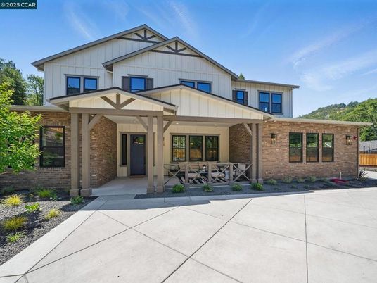 Exterior, Facade, Brick Facade, Farmhouse