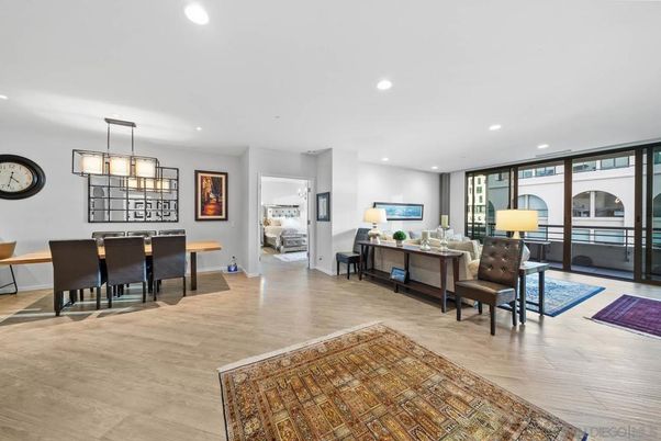 Dining room, Interior, Living room, Pendant Lights, Recessed Lighting, Wood Texture Flooring
