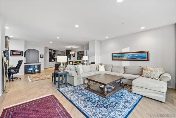 Interior, Living room, Pendant Lights, Recessed Lighting, Wood Texture Flooring