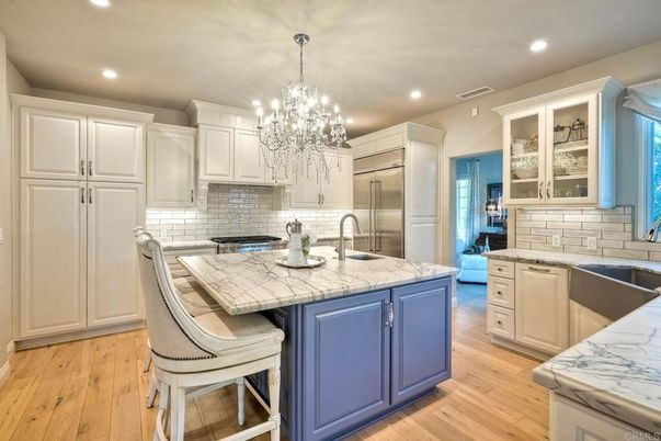 Chandelier, Interior, Kitchen, Recessed Lighting, Stainless Steel Appliances, Wood Texture Flooring