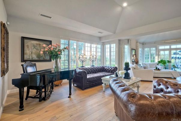 Interior, Living room, Piano, Recessed Lighting, Wood Texture Flooring
