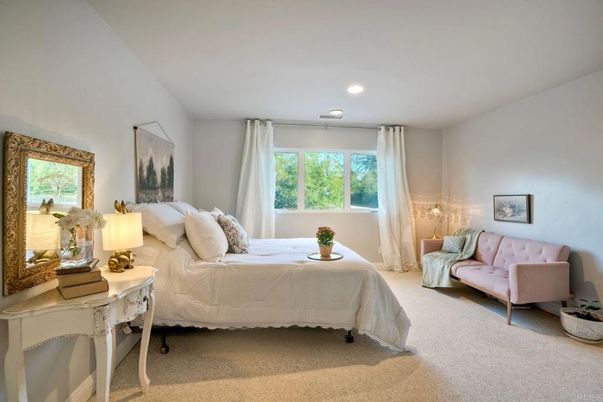 Bedroom, Interior, Recessed Lighting
