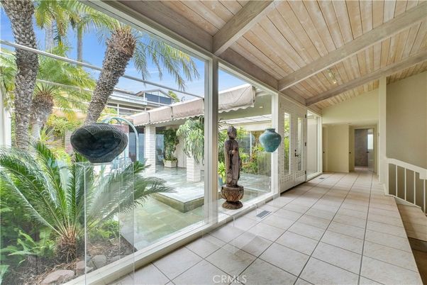 Interior, Sun Room, Wooden Ceilings
