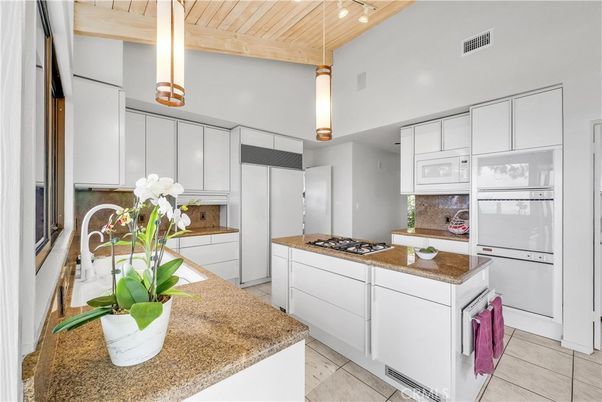 Interior, Kitchen, Wooden Ceilings