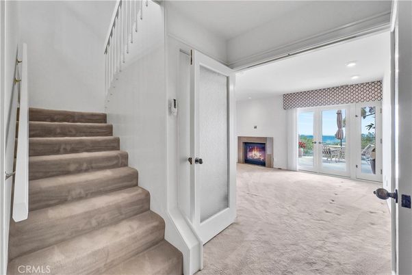 Fireplace, Interior, Recessed Lighting, Water