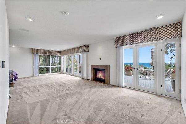 Empty room, Fireplace, Interior, Recessed Lighting, Water