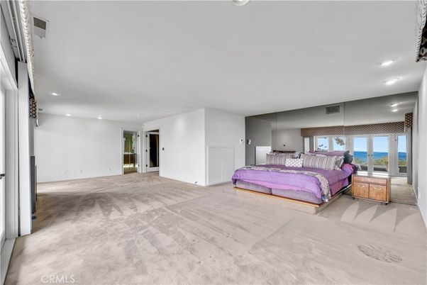 Bedroom, Interior, Recessed Lighting, Water