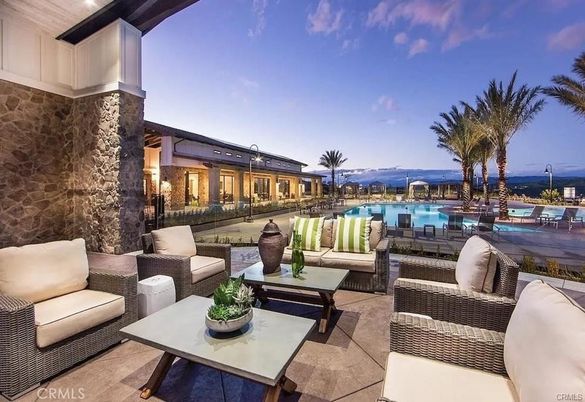 Exterior, Pool, Water