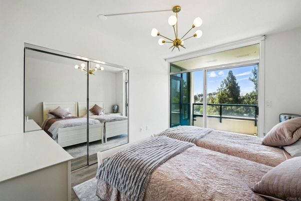 Bedroom, Interior, Pendant Lights