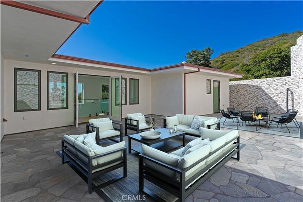 Exterior, Fireplace