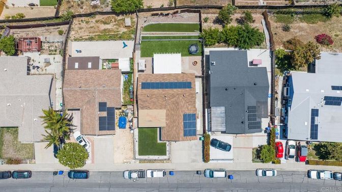 Exterior, Drone