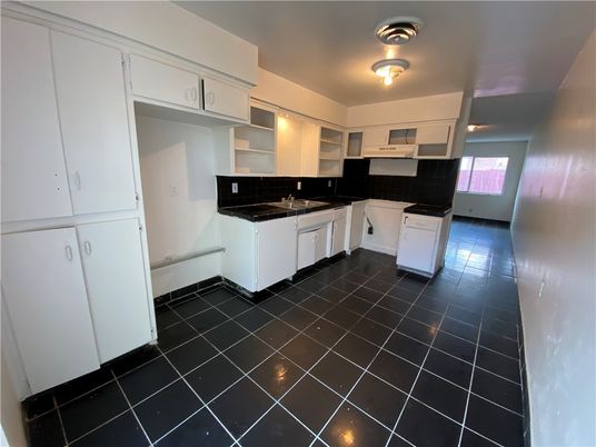 DE Listing image placeholder