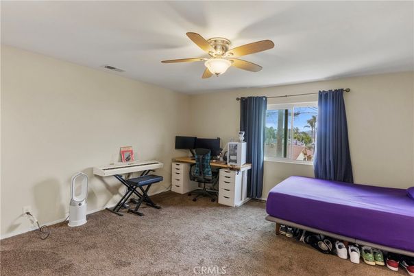 Home Office, Interior