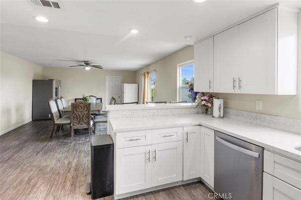 Dining room, Interior, Kitchen, Recessed Lighting, Wood Texture Flooring