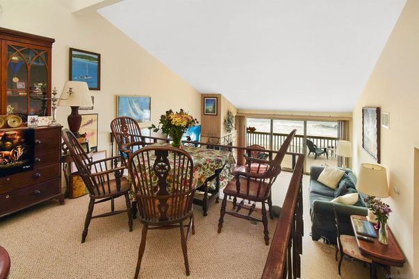 Dining room, Interior, Water
