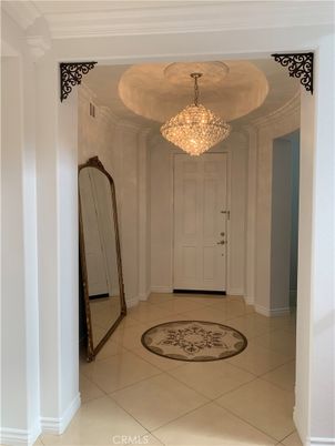 Chandelier, Interior