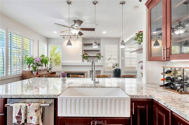 Fireplace, Interior, Kitchen, Pendant Lights, Recessed Lighting