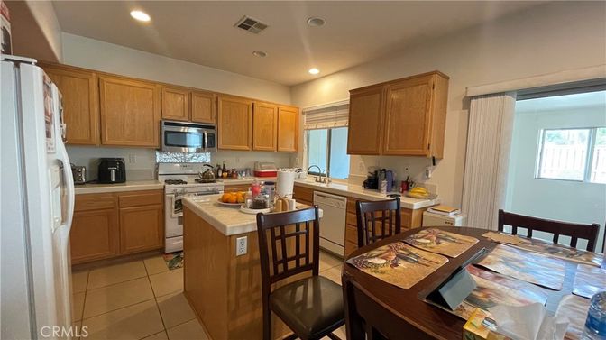 Dining room, Interior, Kitchen, Recessed Lighting