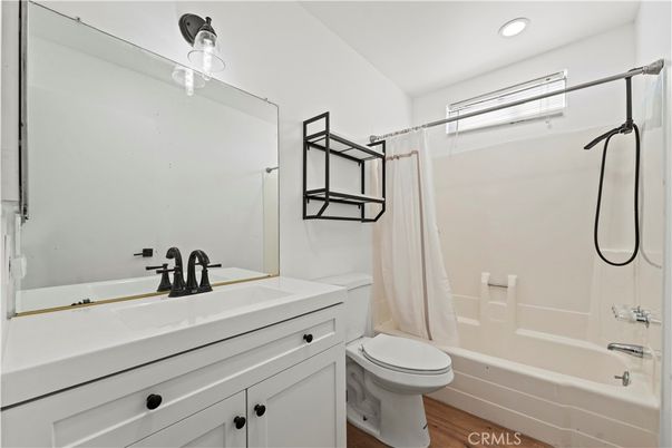 Bathroom, Interior, Recessed Lighting, Wood Texture Flooring