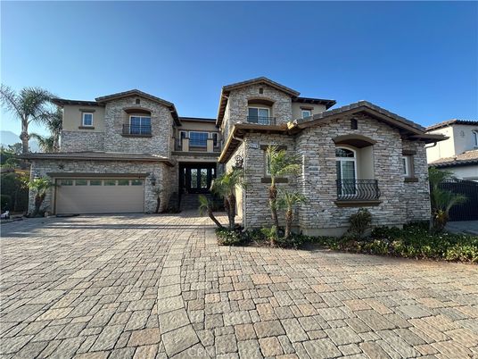 Attached, Exterior, Facade, Mediterranean