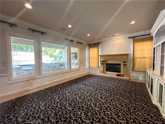Empty room, Fireplace, Interior, Recessed Lighting