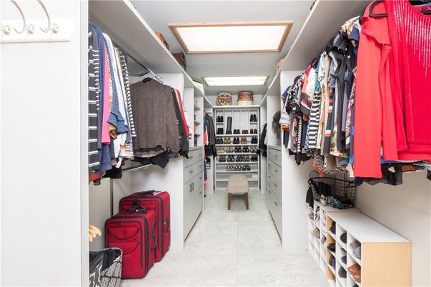 Interior, Walk-in Closets