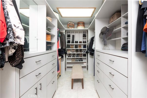 Interior, Walk-in Closets