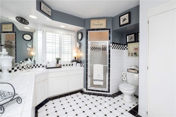 Bathroom, Glass Shower, Interior, Recessed Lighting, Tile Countertops