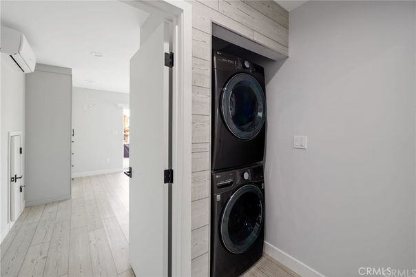 Interior, Recessed Lighting, Utility Closets, Washer, Wood Texture Flooring