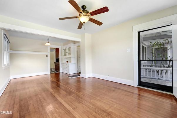 Empty room, Interior, Pendant Lights, Wood Texture Flooring