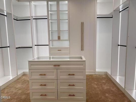 Interior, Walk-in Closets