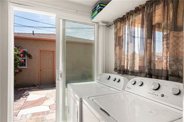 Exterior, Washer