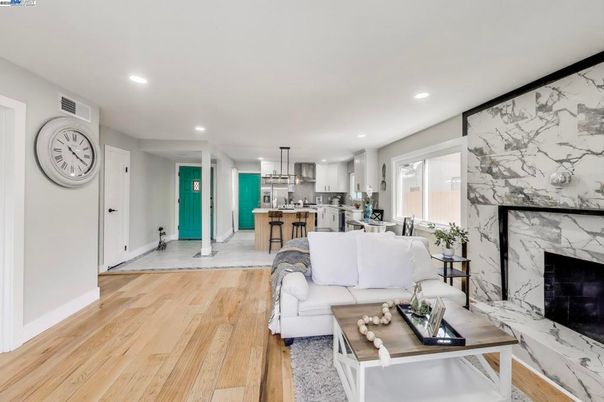 Fireplace, Interior, Kitchen, Living room, Marble Walls, Pendant Lights, Recessed Lighting, Wood Texture Flooring