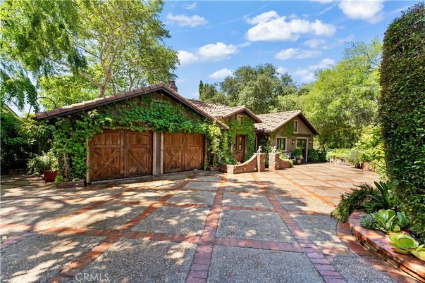 Attached, Backyard, Exterior, Facade, None
