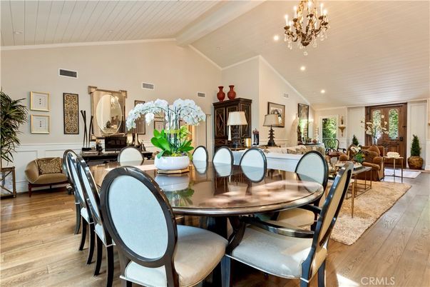 Chandelier, Dining room, Interior, Living room, Recessed Lighting, Wood Texture Flooring