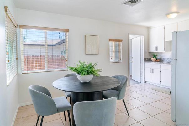 Dining room, Interior, Kitchen