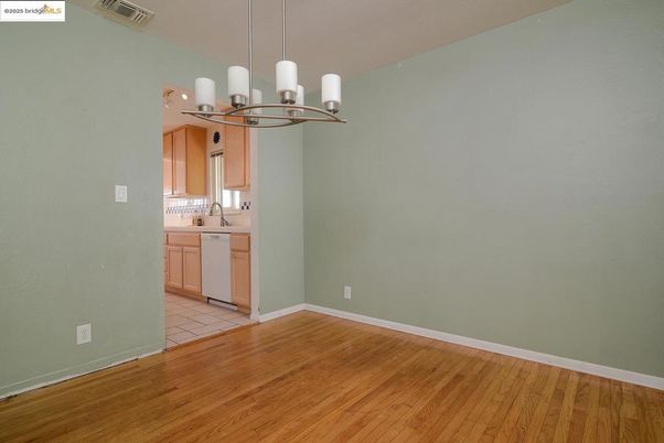 Chandelier, Empty room, Interior, Kitchen, Wood Texture Flooring