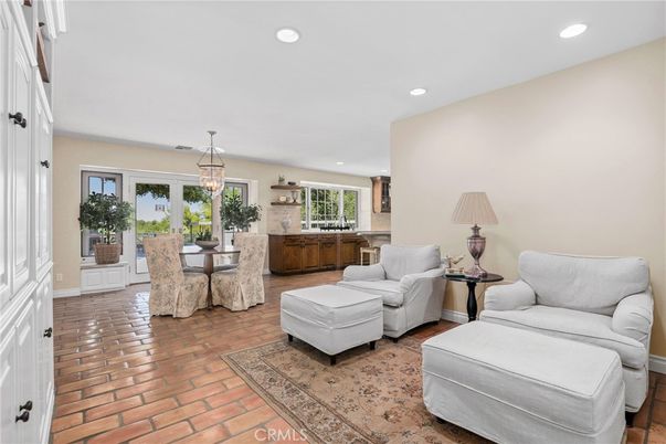 Dining room, Interior, Living room, Pendant Lights, Recessed Lighting