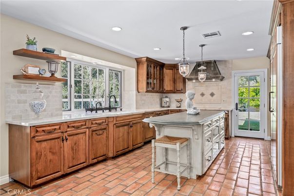 Interior, Kitchen, Pendant Lights, Recessed Lighting